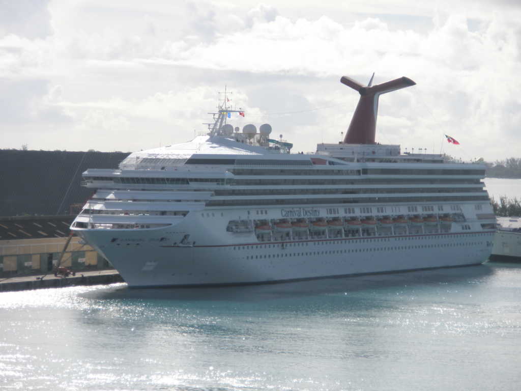 carnival cruise alcohol age