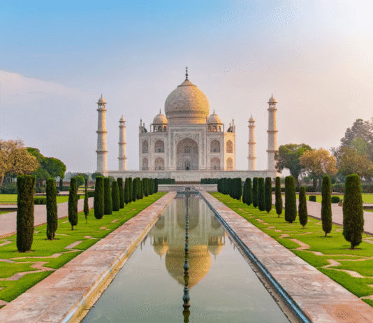 India for First-Time American Travelers: What to Expect Taj Mahal at sunrise