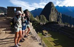 Tailor Made Peru Family Style