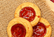 Holland America Raspberry Jam and Almond Cookies