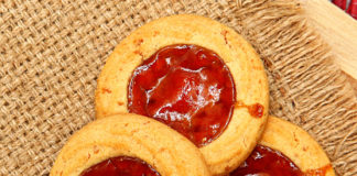 Holland America Raspberry Jam and Almond Cookies