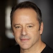 Gil Bellows