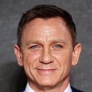 Daniel Craig