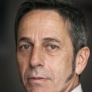 Alfredo Castro