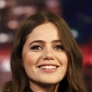 Molly Gordon