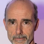 Finbar Lynch