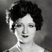 Julia Faye