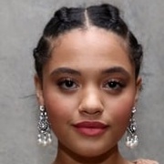 Kiersey Clemons