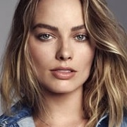 Margot Robbie