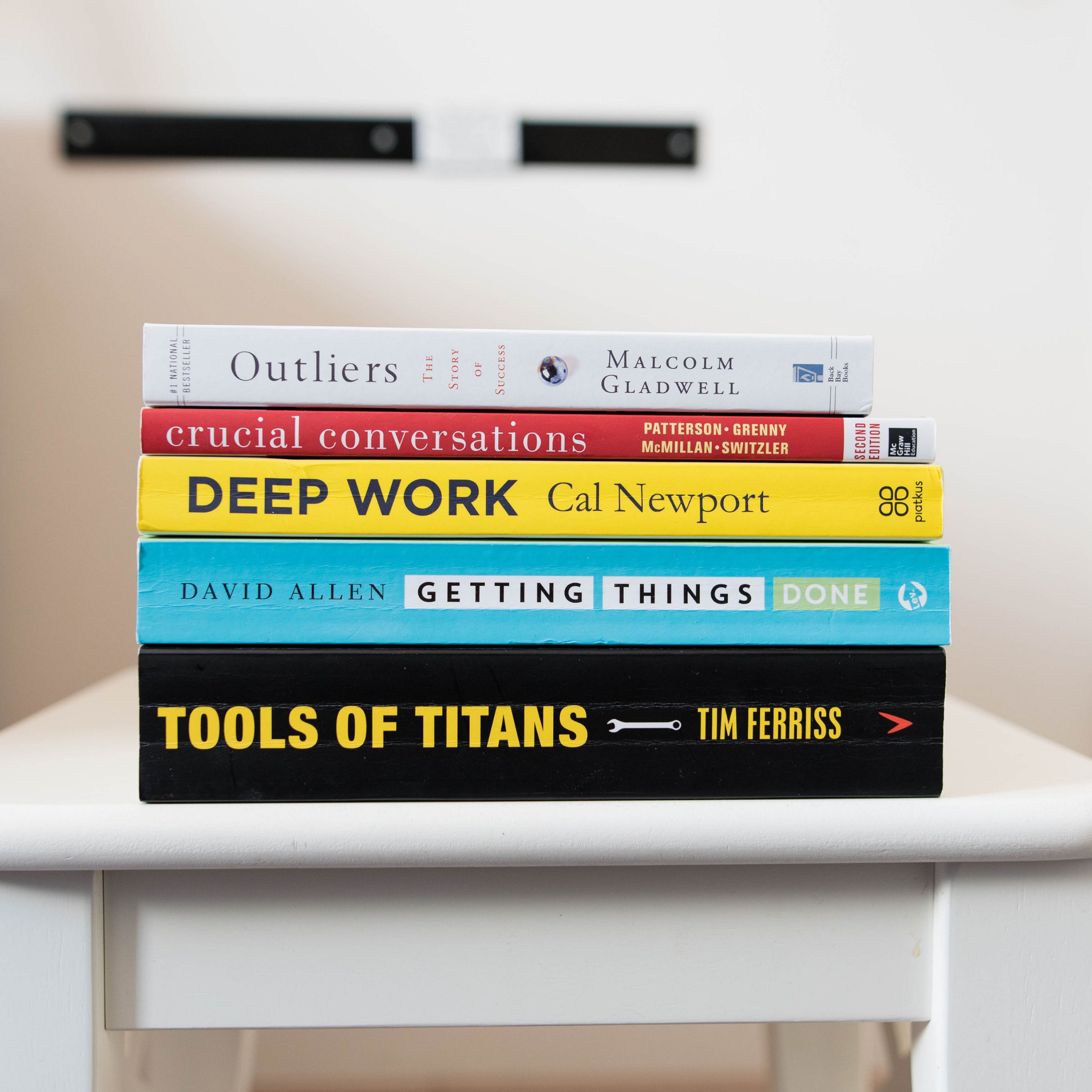 Atteline PR - Hanine Blog book collections