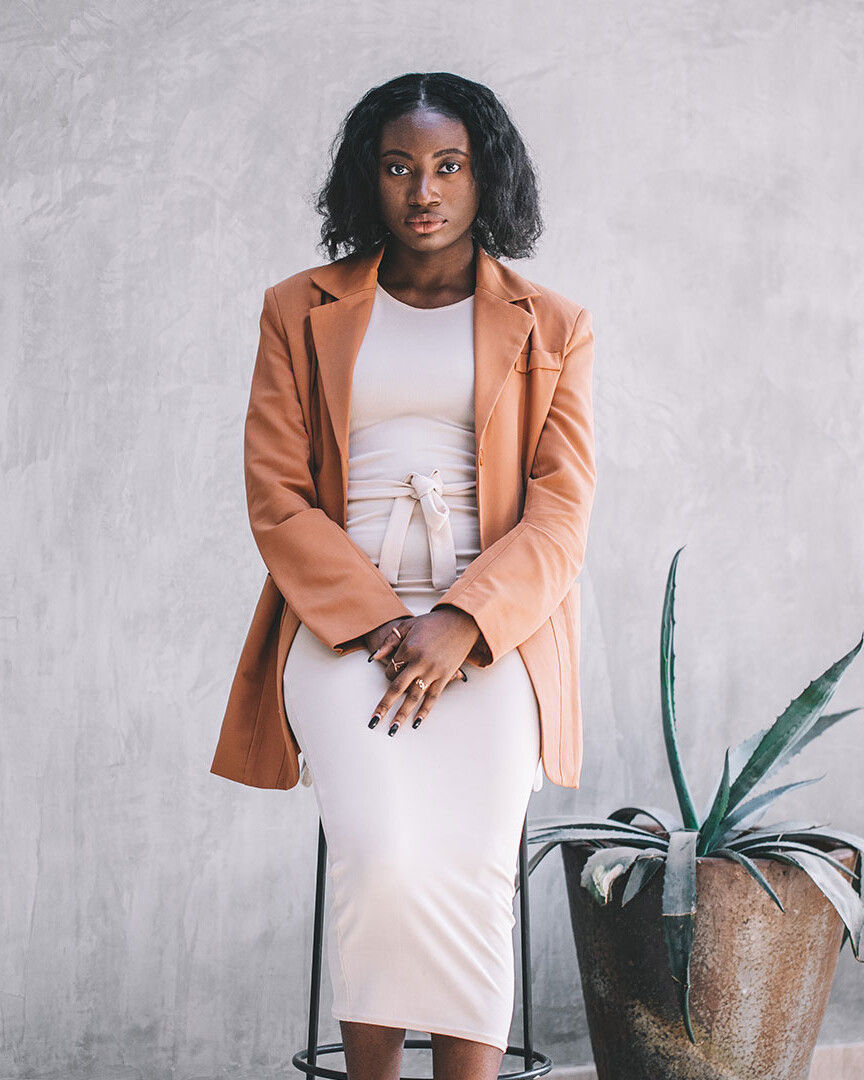 Atteline PR Dubai - Stephanie Dafeta posing for photoshoot