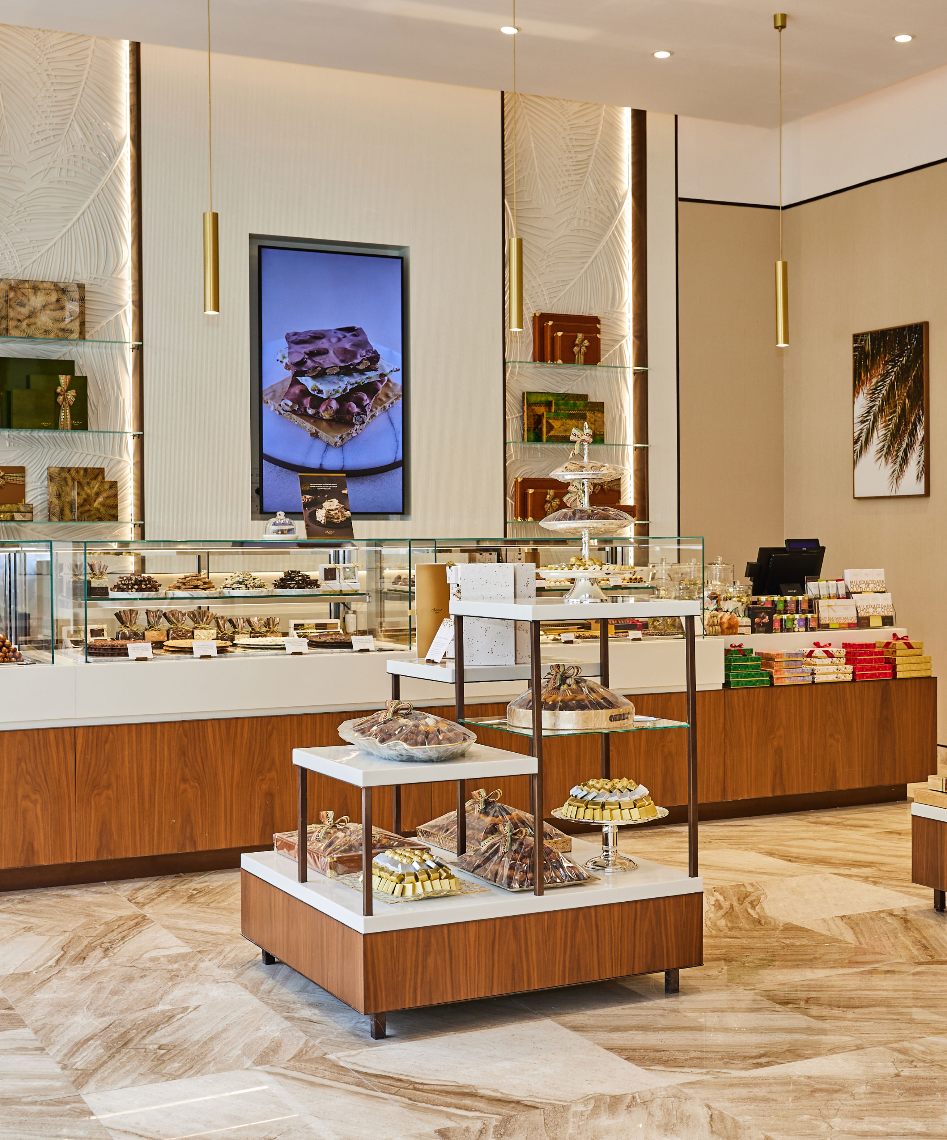 Ruder Finn Atteline - Café Bateel opening at KAFD inside view