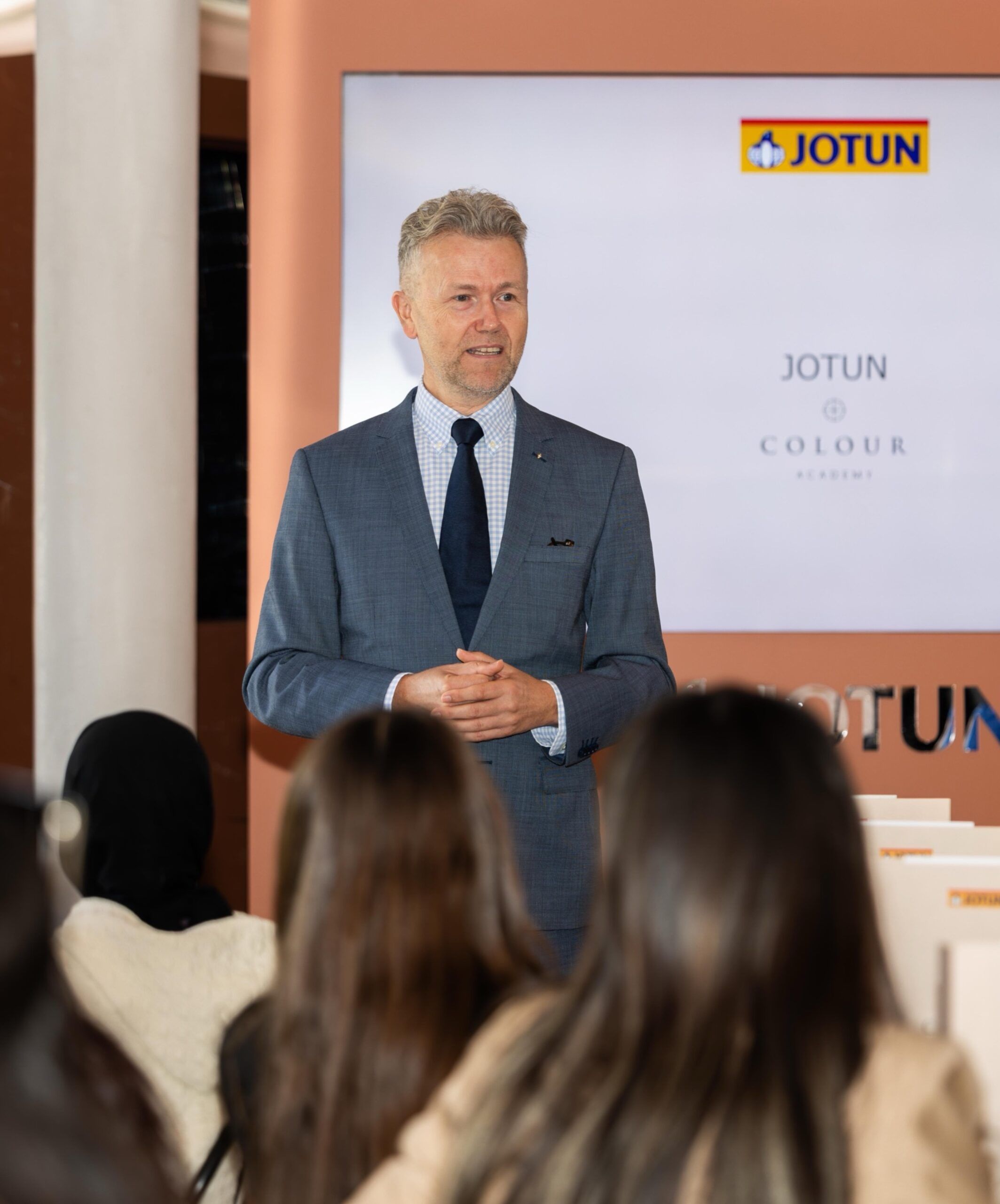 Ruder Finn Atteline - Jotun Academy with the host of the training