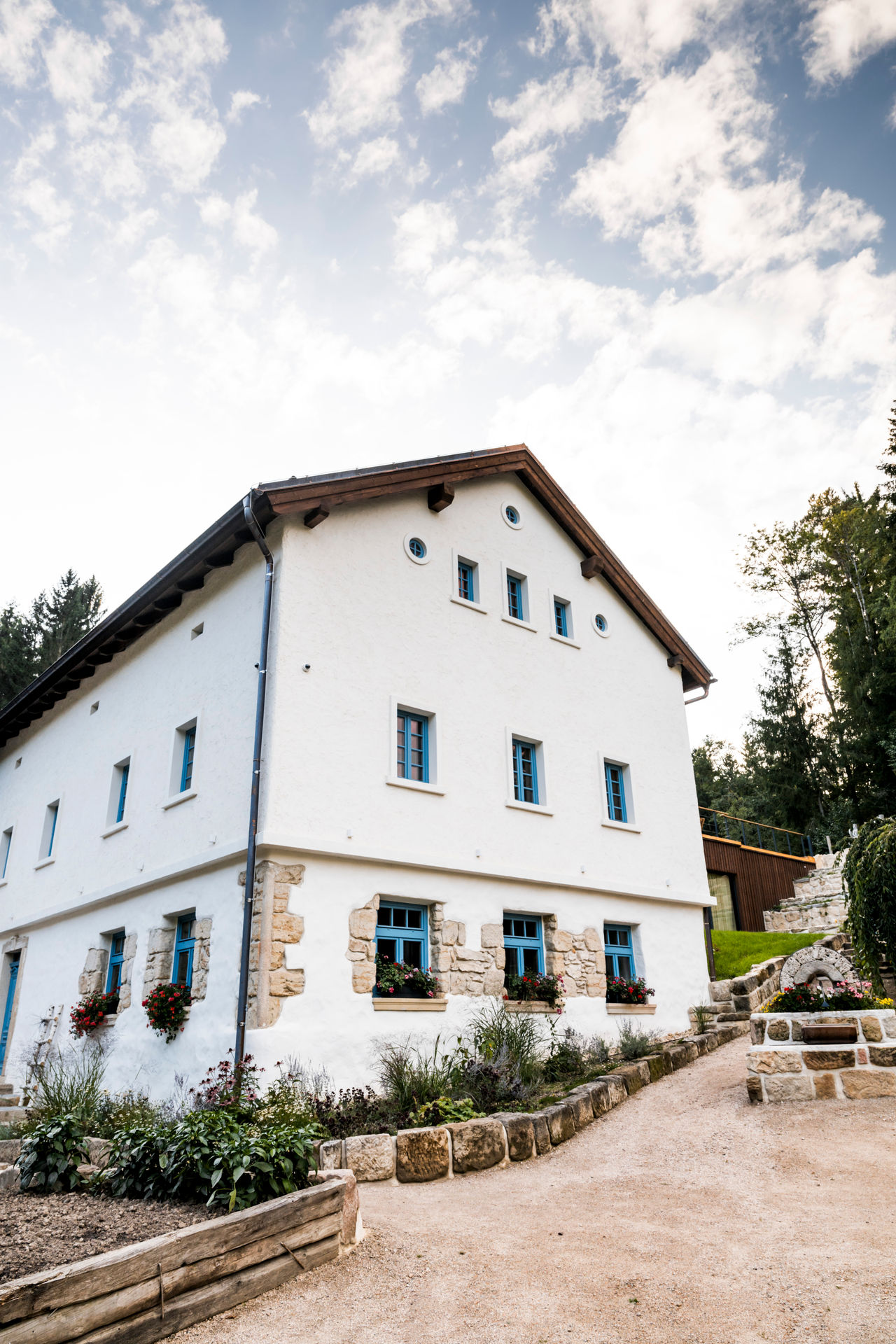 <h2>Podhlavický mlýn</h2><p><a href="https://podhlavickymlyn.cz/en/" target="_blank"><strong>Podhlavický Mlýn</strong></a> welcomes you to a peaceful corner of the Český Dub region, an area rich in history, tradition and beautiful natural scenery. <strong>The original mill</strong>, dating back to the early 17th century, <strong>has been respectfully transformed into a boutique hotel and restaurant, combining the charm of its historic past with contemporary comfort.</strong> The result is a unique setting designed to <strong>offer unforgettable moments of relaxation</strong>, <strong>with a sense of luxury and tranquillity.</strong></p><p><br /></p><p>The current owners had a clear vision: to create an exceptional boutique hotel built on family values, preserving local traditions while respecting the legacy of previous generations and the mill's original owners. Their mission is to preserve the beautifully restored mill for future generations and to care for its unique genius loci – the distinctive spirit of the place.</p>