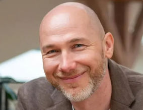 Keynote: Marian Kamenistak