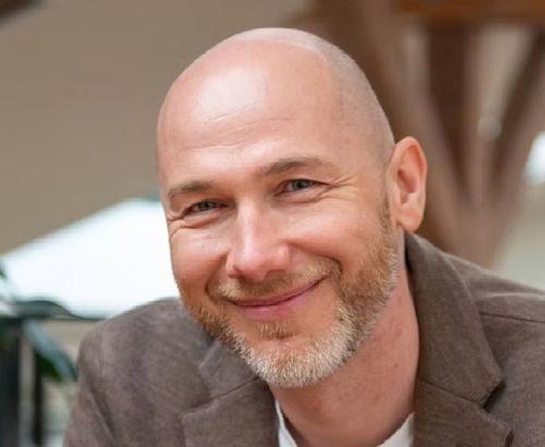Keynote: Marian Kamenistak