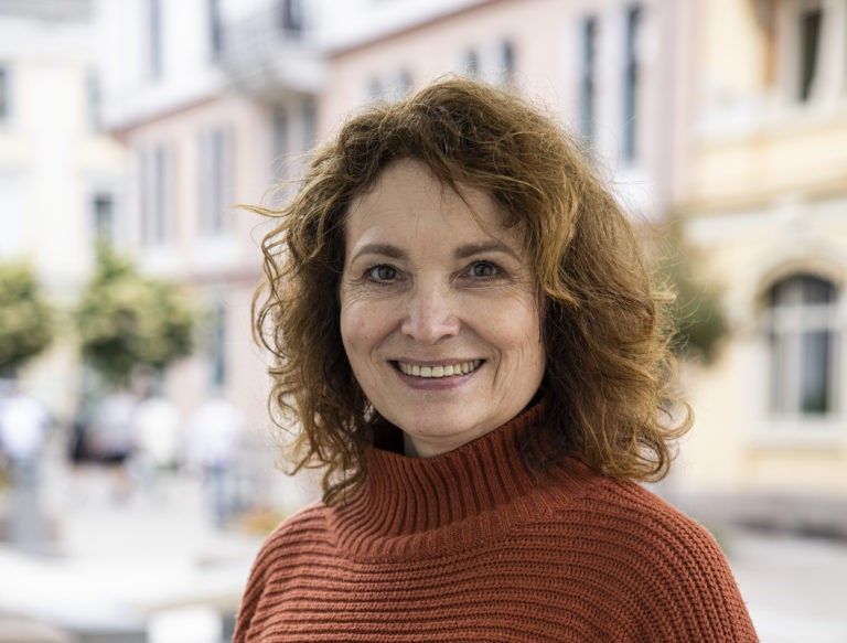 Larisa Leganger Bronder