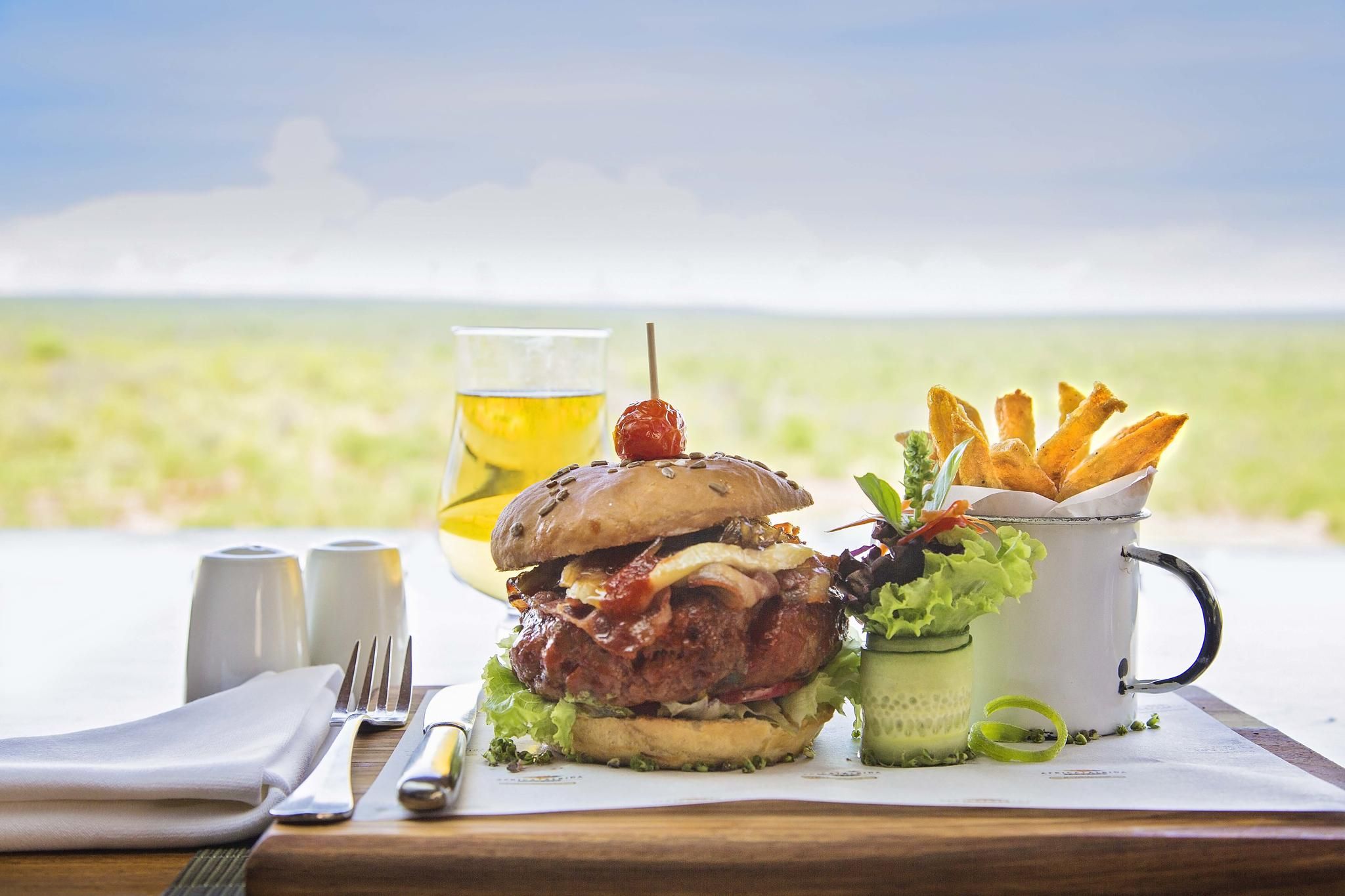 Makuwa-Kuwa Restaurant at Victoria Falls Safari Lodge