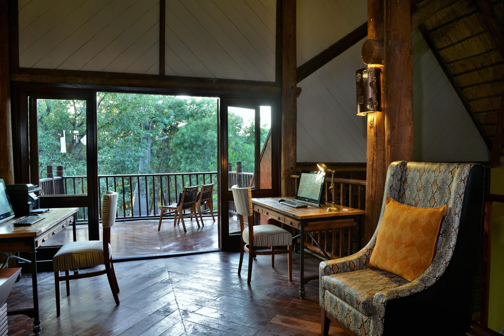 Victoria Falls Safari Lodge