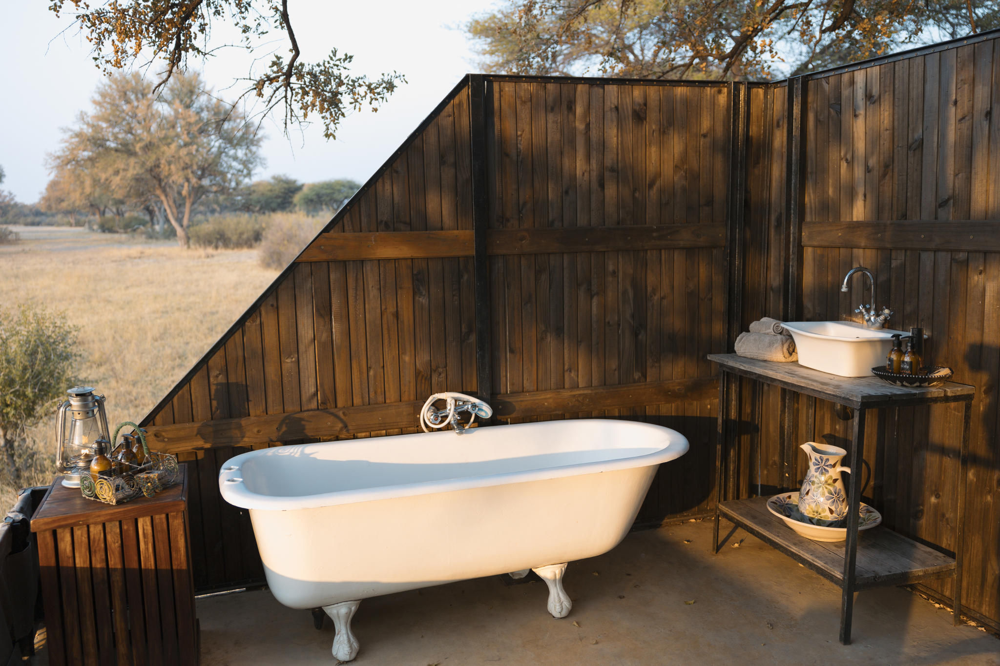 DOVE'S NEST BATHROOM
