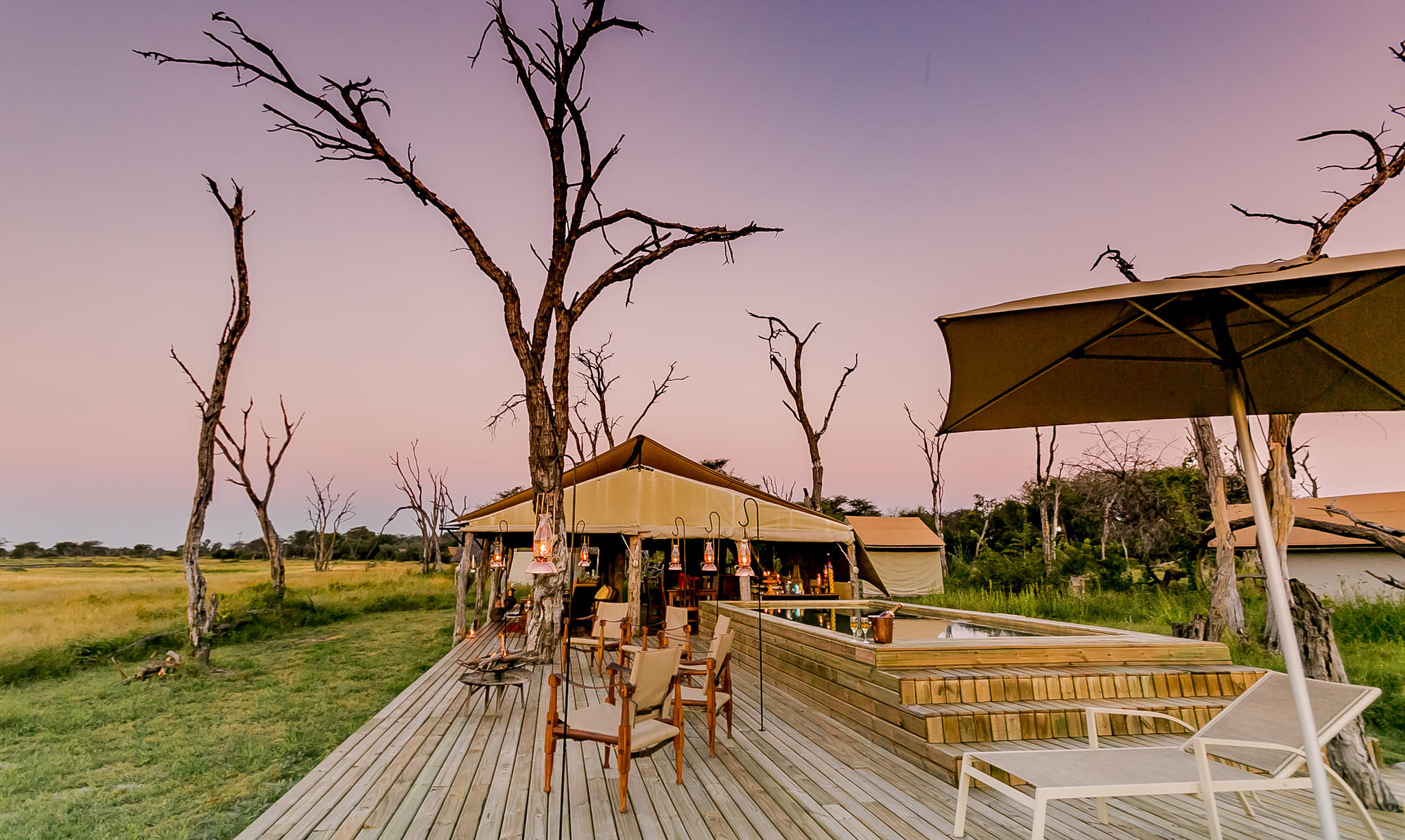 The Private Hide Deck and Pool