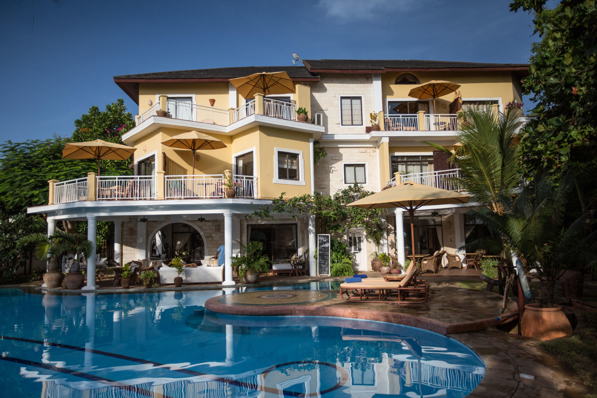 Elewana AfroChic Diani Beach