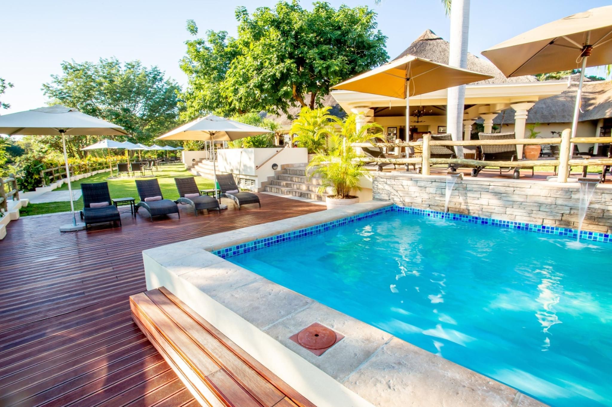 Ilala Lodge Hotel - Plunge pool