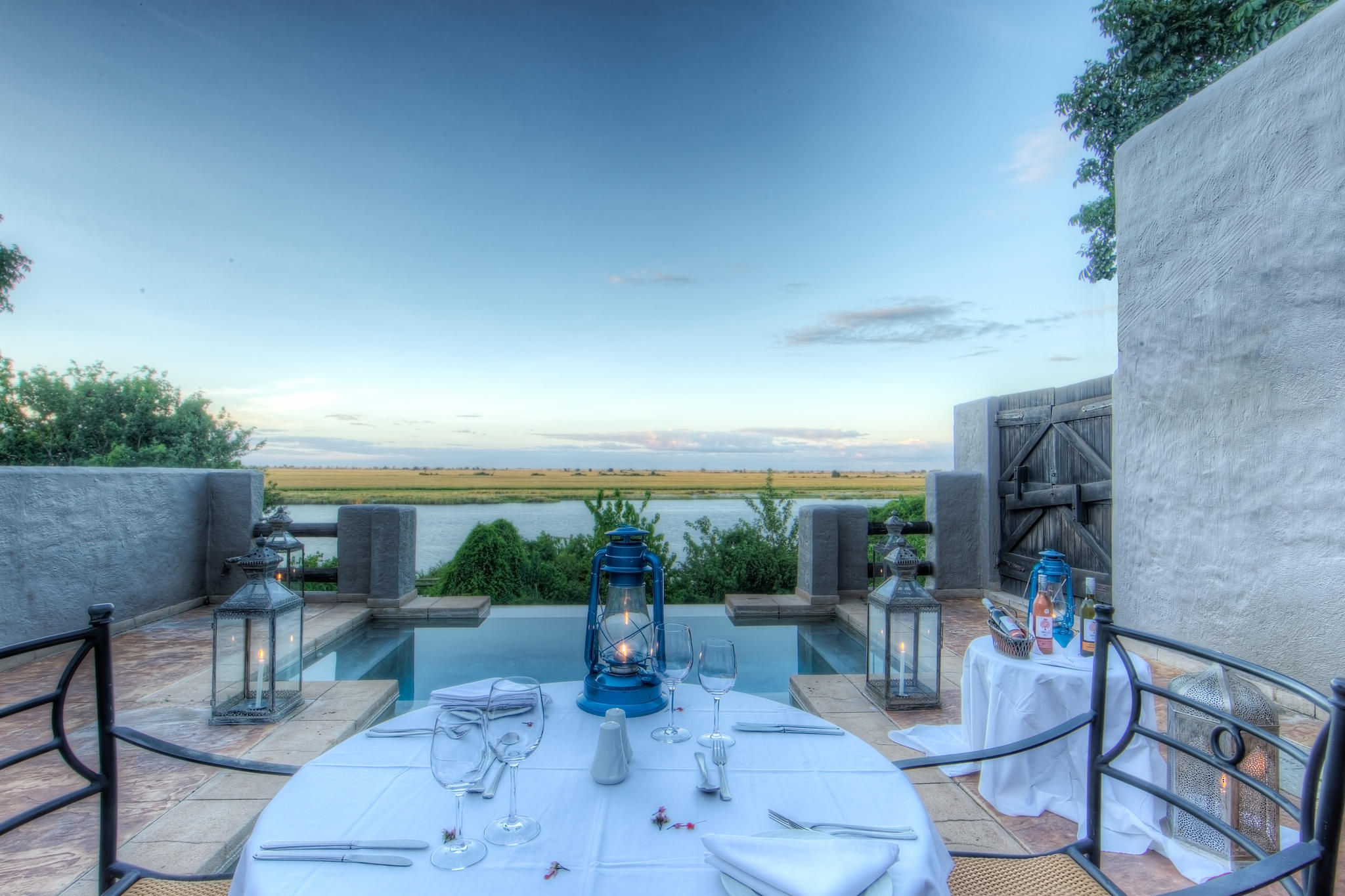 Family & Honeymoon Suite Exterior