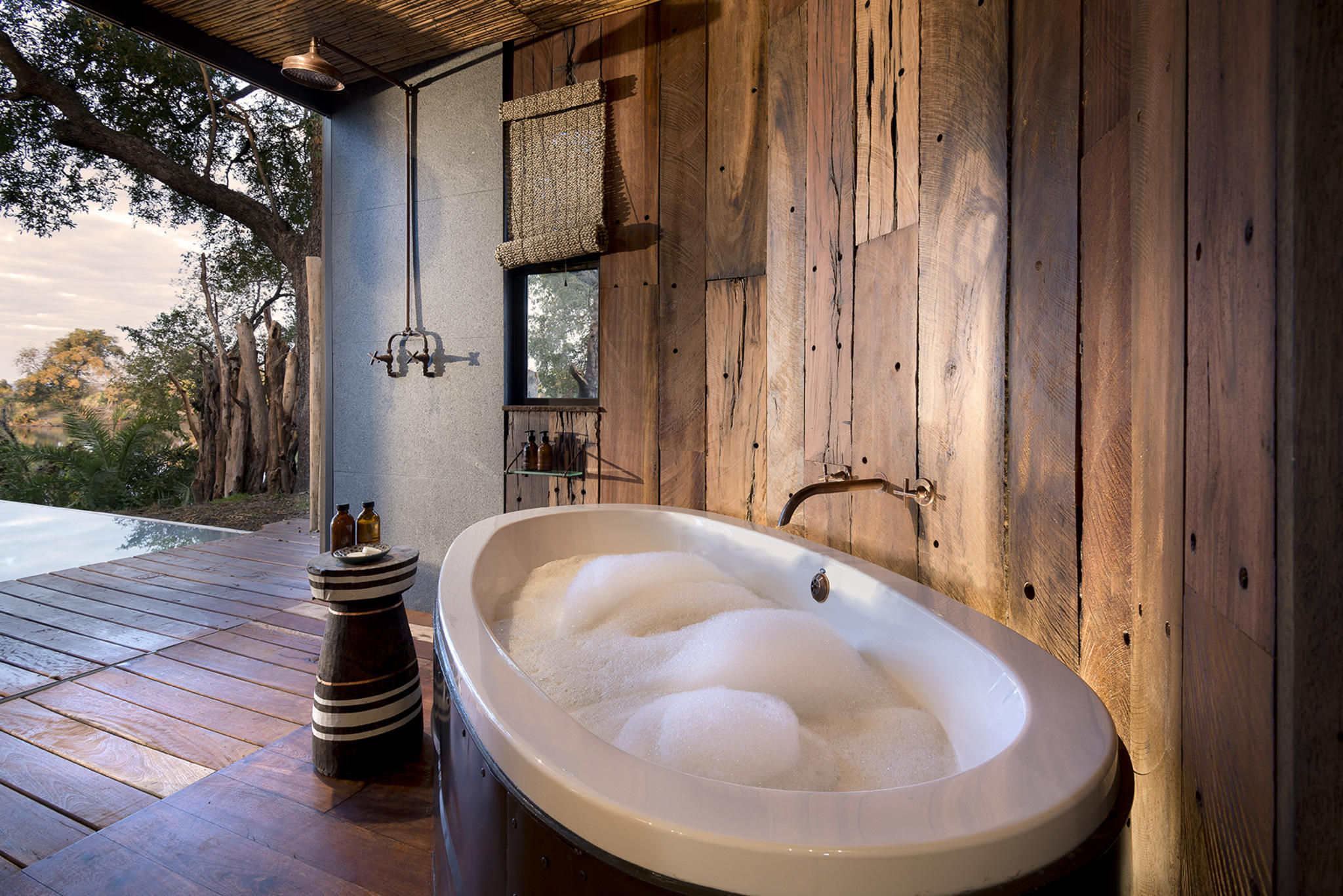 Thorntree River Lodge, Mosi Oa Tunya National Park, Zambia