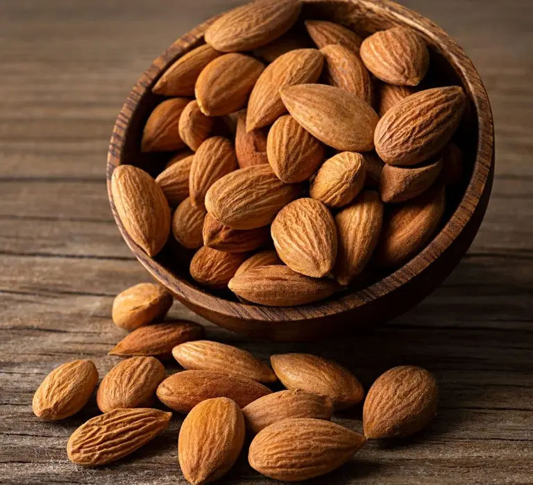 kacang almond