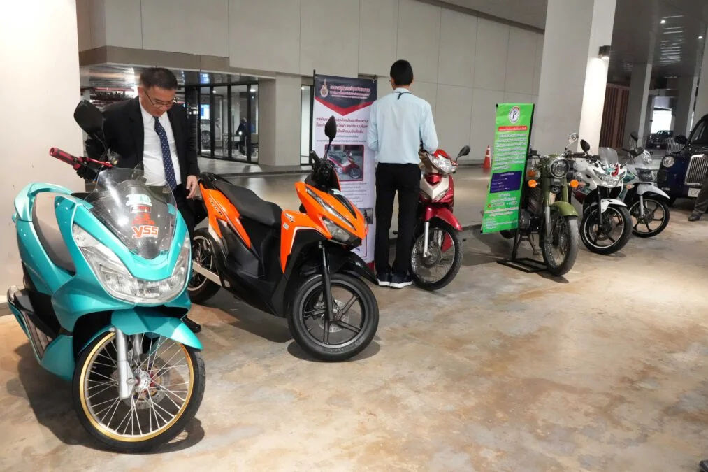 leasing motor listrik