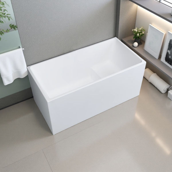 BATH 6 - Compact Freestanding Bath with Seat 1350mm
