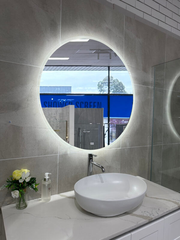 AU-LMWIN-700 Round LED Mirror 700mm