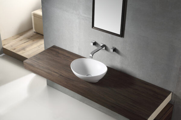 EC4047 Gloss White Ceramic Basin 405x330x140mm