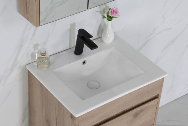 AU10 Freestanding Vanity - 600mm