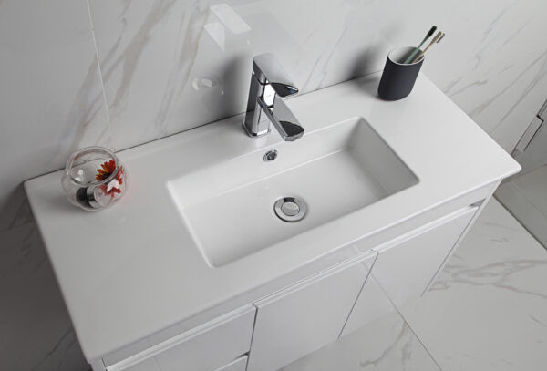 AU22 Compact Wall Hung Vanity - 900x360mm