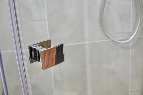 SS17 - Chrome Semi Frameless Front & Return Shower Screen - 850x850mm (Suit On 900x900 Base)