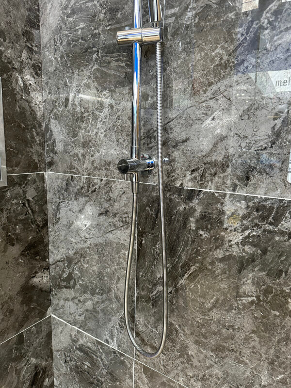 FZ Chrome Round Multi Function Shower Rail - Top or Bottom Inlet