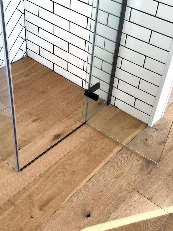 SS08/17 - 10mm Black Frameless Shower Screen with Wall Channels with Seals Included - 950x950mm (Suit on 1000x1000 Base)