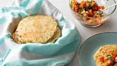 Tortillas con queso y vegetales