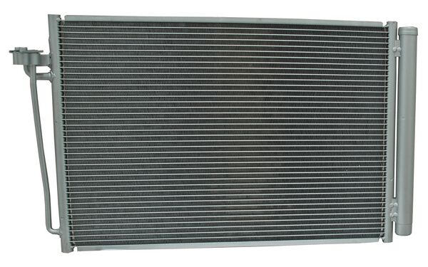 Condensador Bmw 525/ 530 2004-2010/ 750/ 760 2002-2007 L6 V8/ V12 2.5/ 4.8/ 6.0L Con Deshidratador