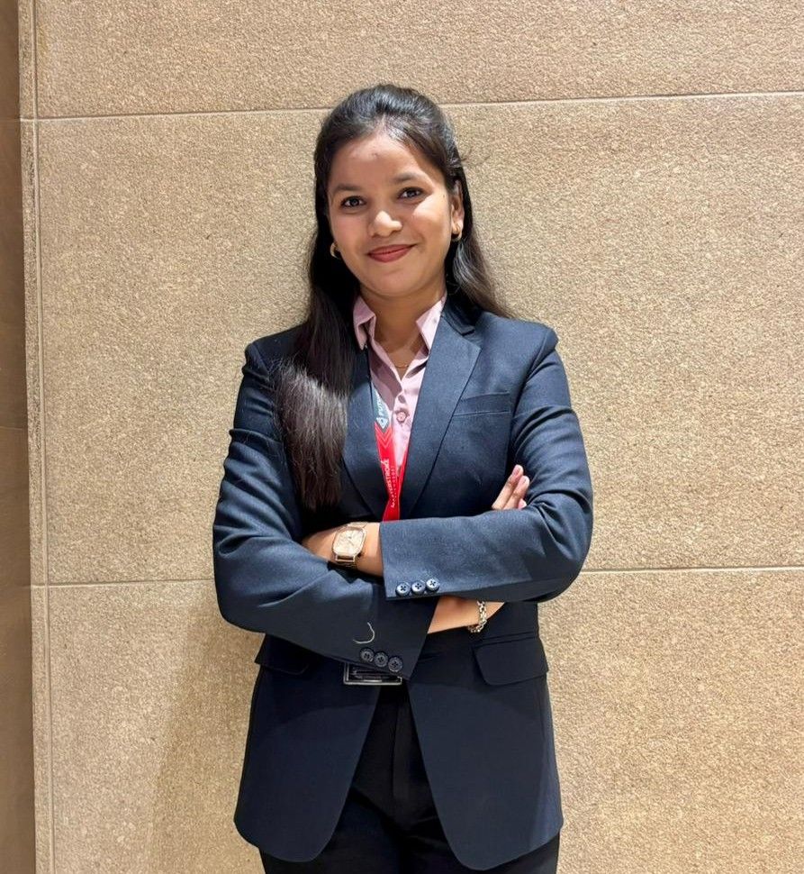 smita hover