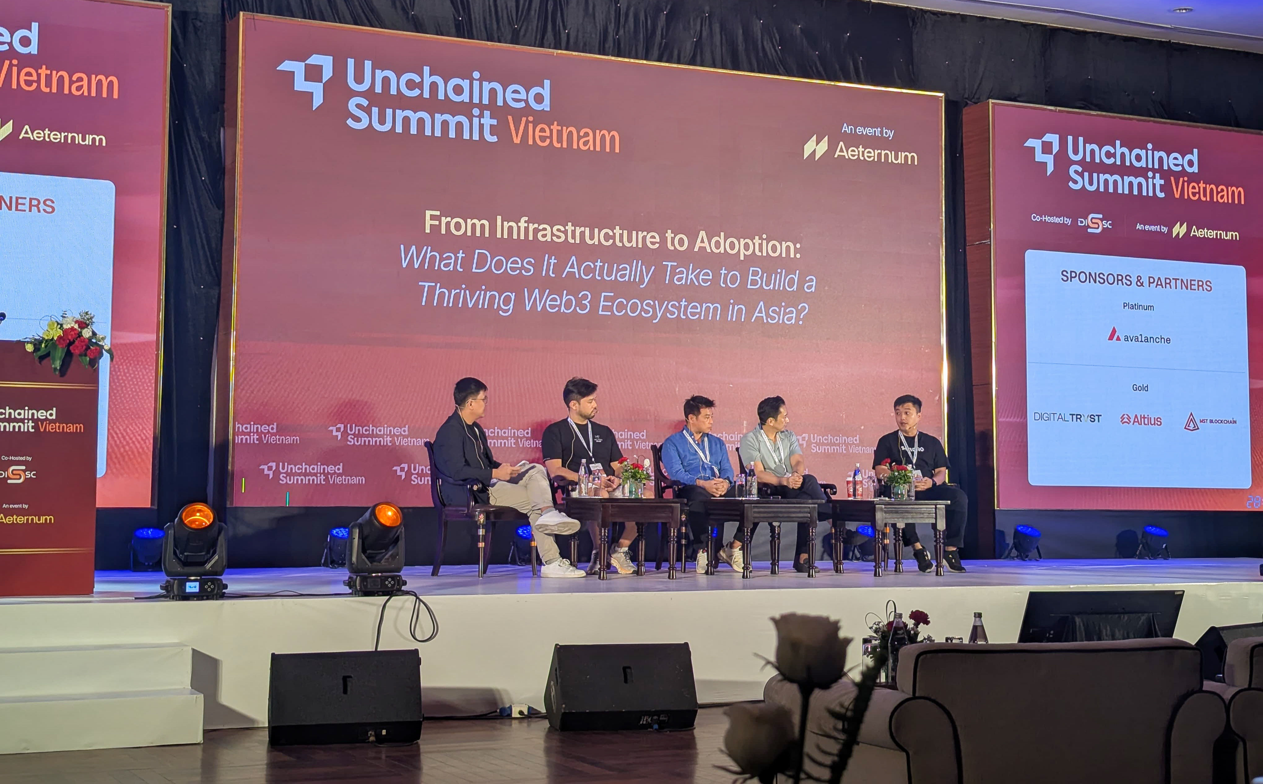 Unchained Summit: Connecting Web3 Builders