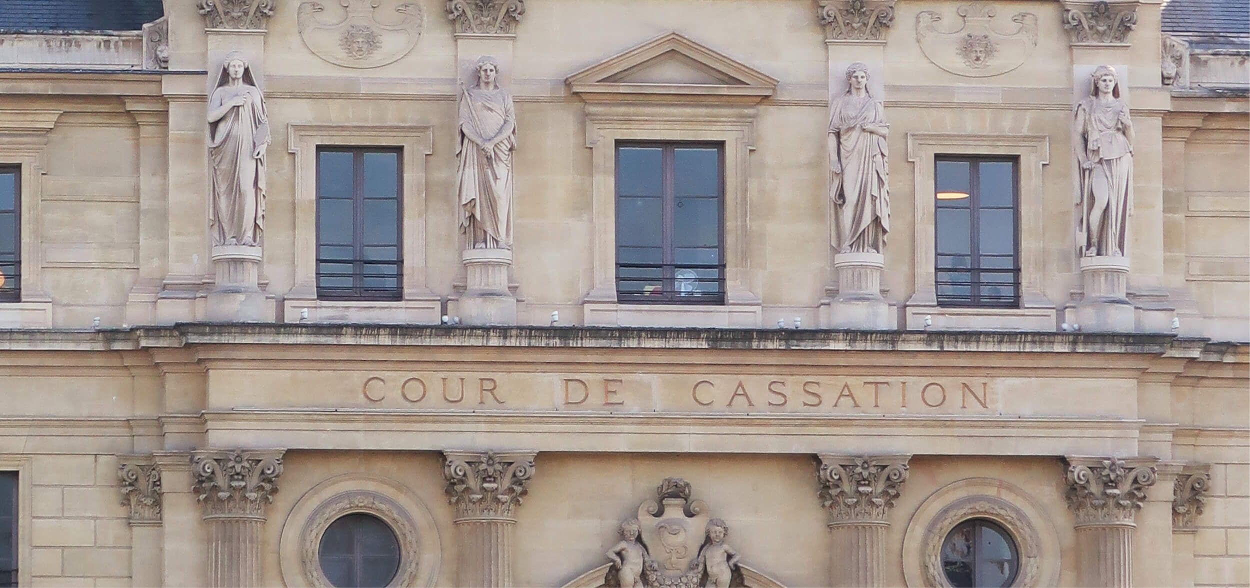 Prescription du préjudice de contamination : la Cour de cassation corrige la cour d’appel - Avocats Coubris & Associés