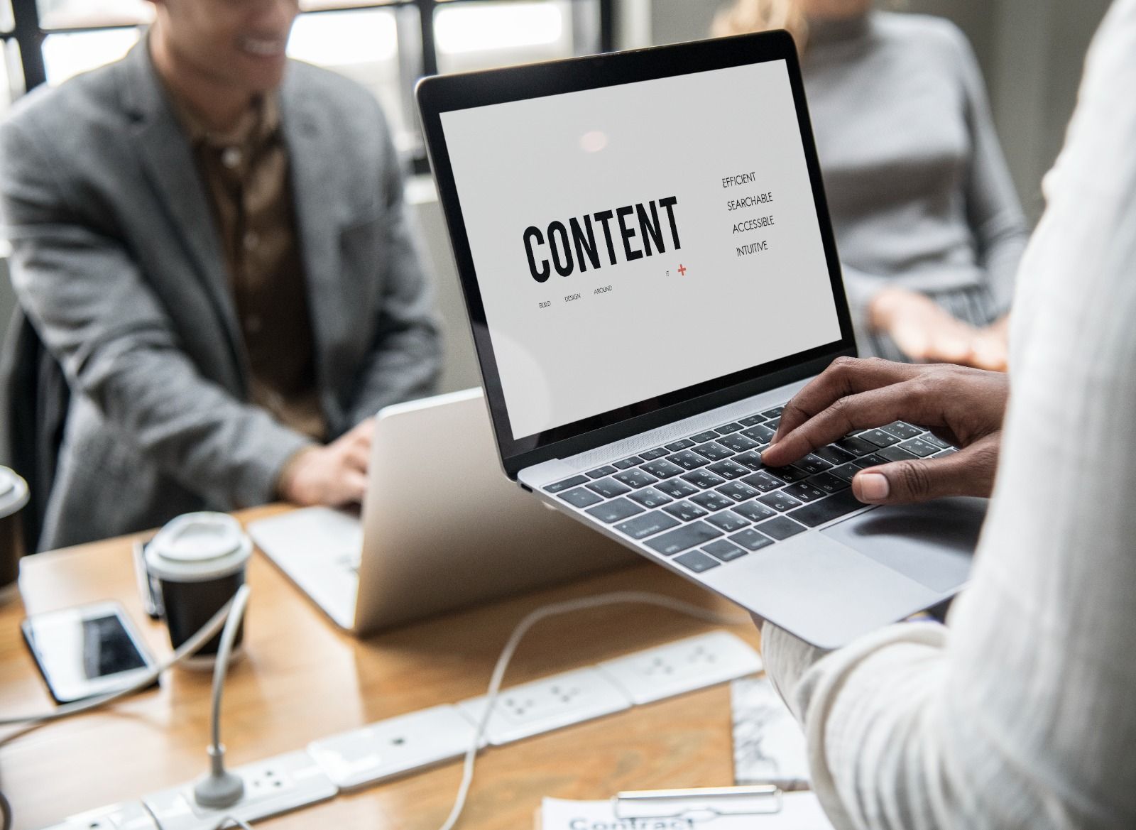 Content Management Systems (CMS)