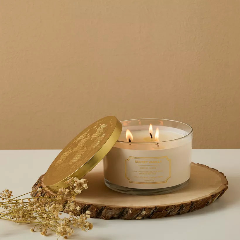 Scent.d Secret Vanilla 3-Wick Candle - 32 h