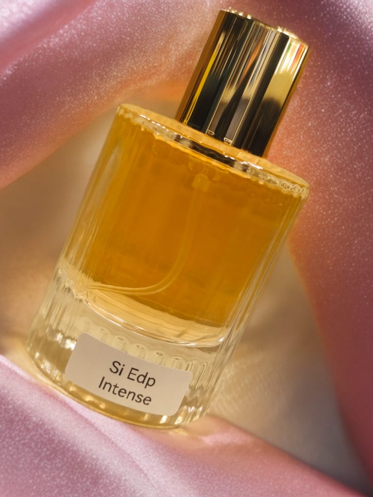 Sì Eau de Parfum Intense