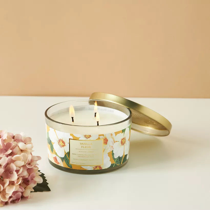 Scent.d Vanilla Fleur 3-Wick Jar Candle - 450 gms