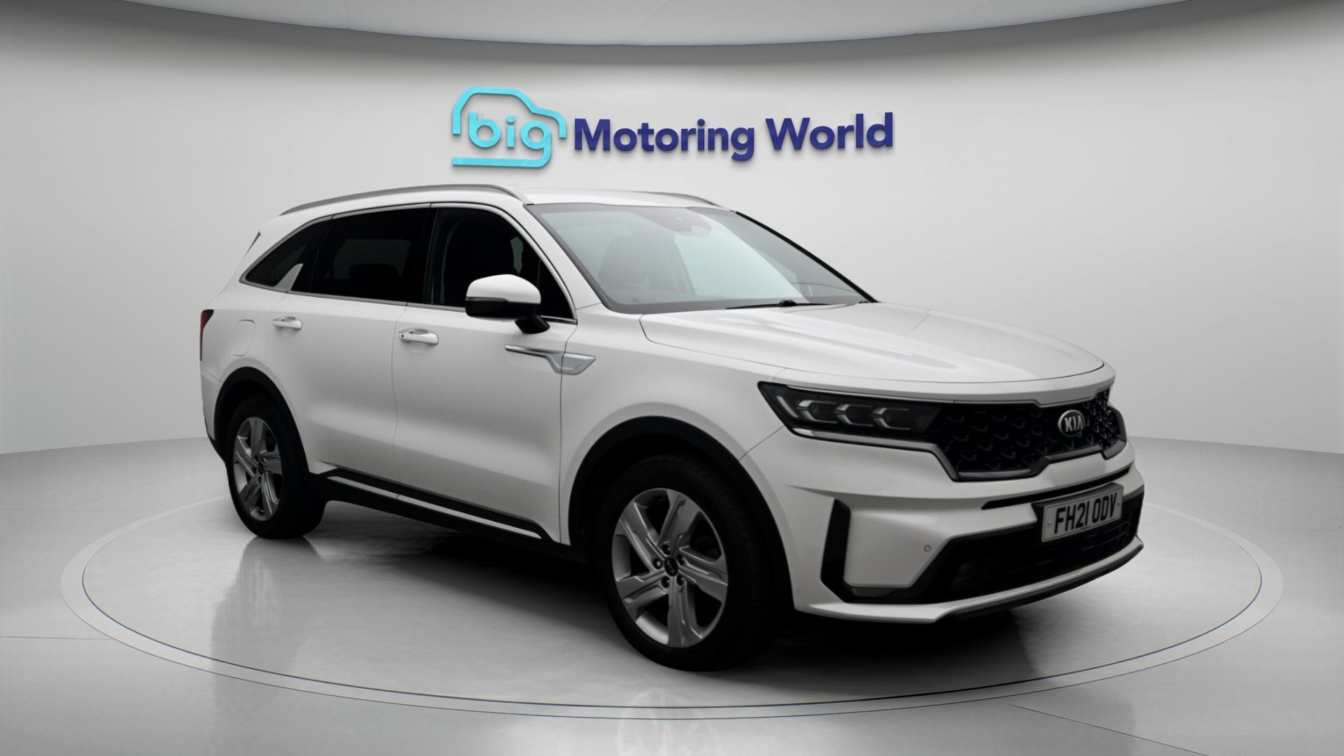 Kia Sorento listing photo