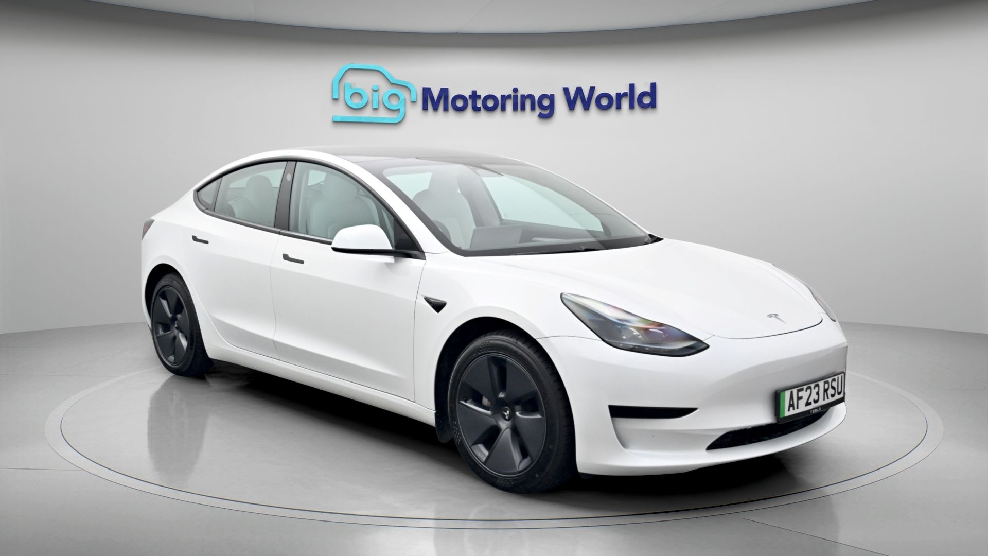 Tesla Model 3 listing photo